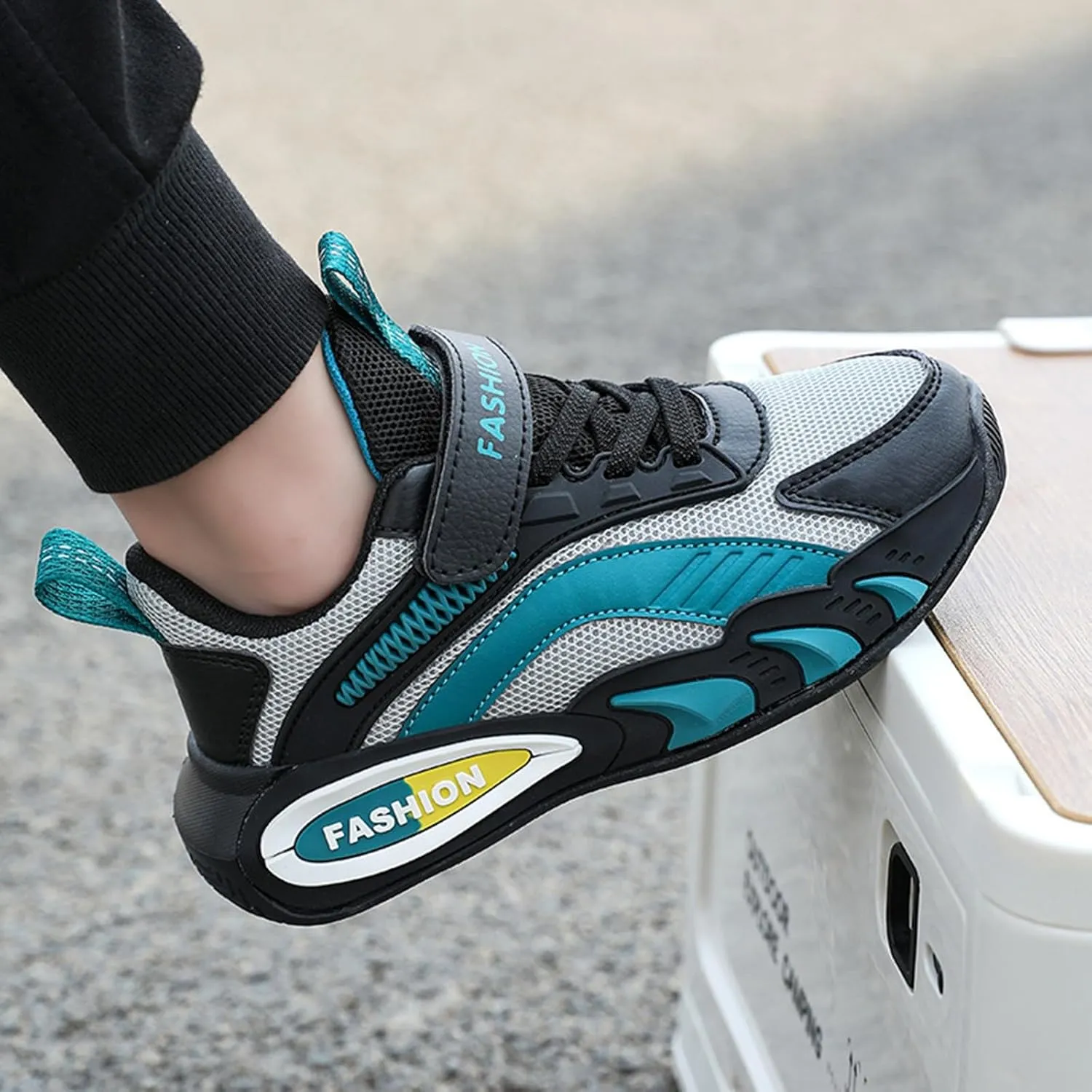 Boys Girls Lightweight Breathable Running Shoes Outdoor Hiking Tennis Athletic Basketball Shoes for Kid Girls and