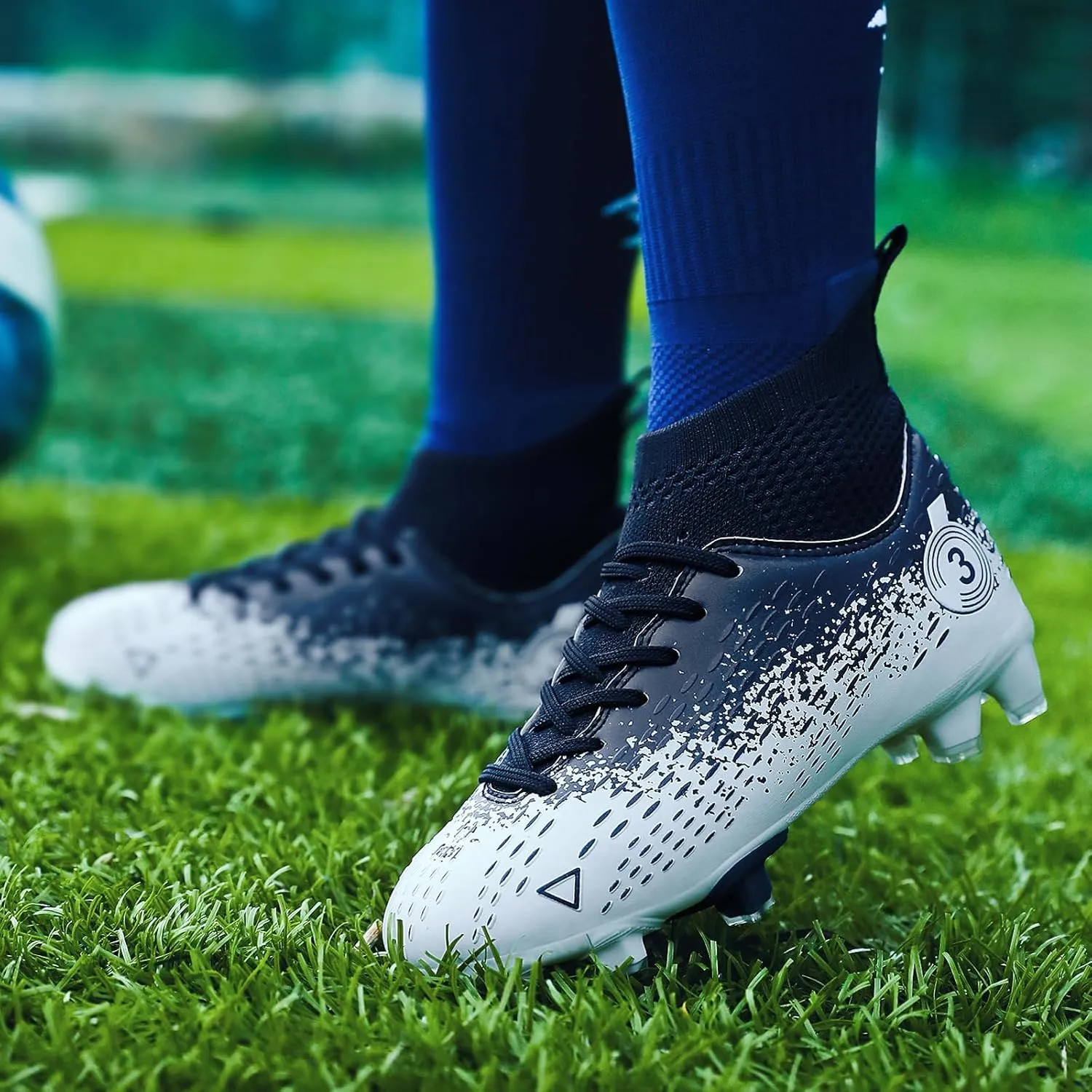 Boys gorls Soccer Cleats Shoes Kids Football clests (Toddler/Litter Kid/Big Kid)
