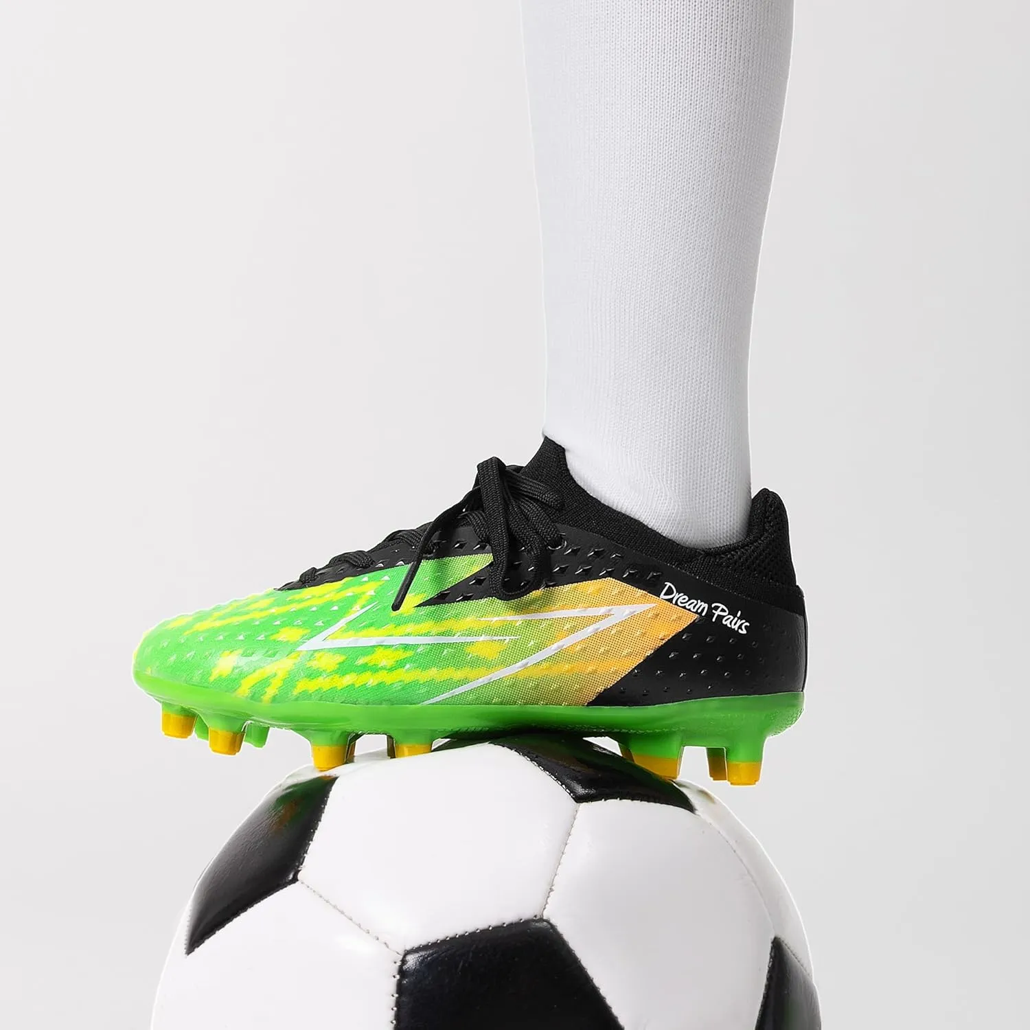 DREAM PAIRS Boys Girls Soccer Cleats Youth Firm Groud Football Shoes for Little/Big Kid