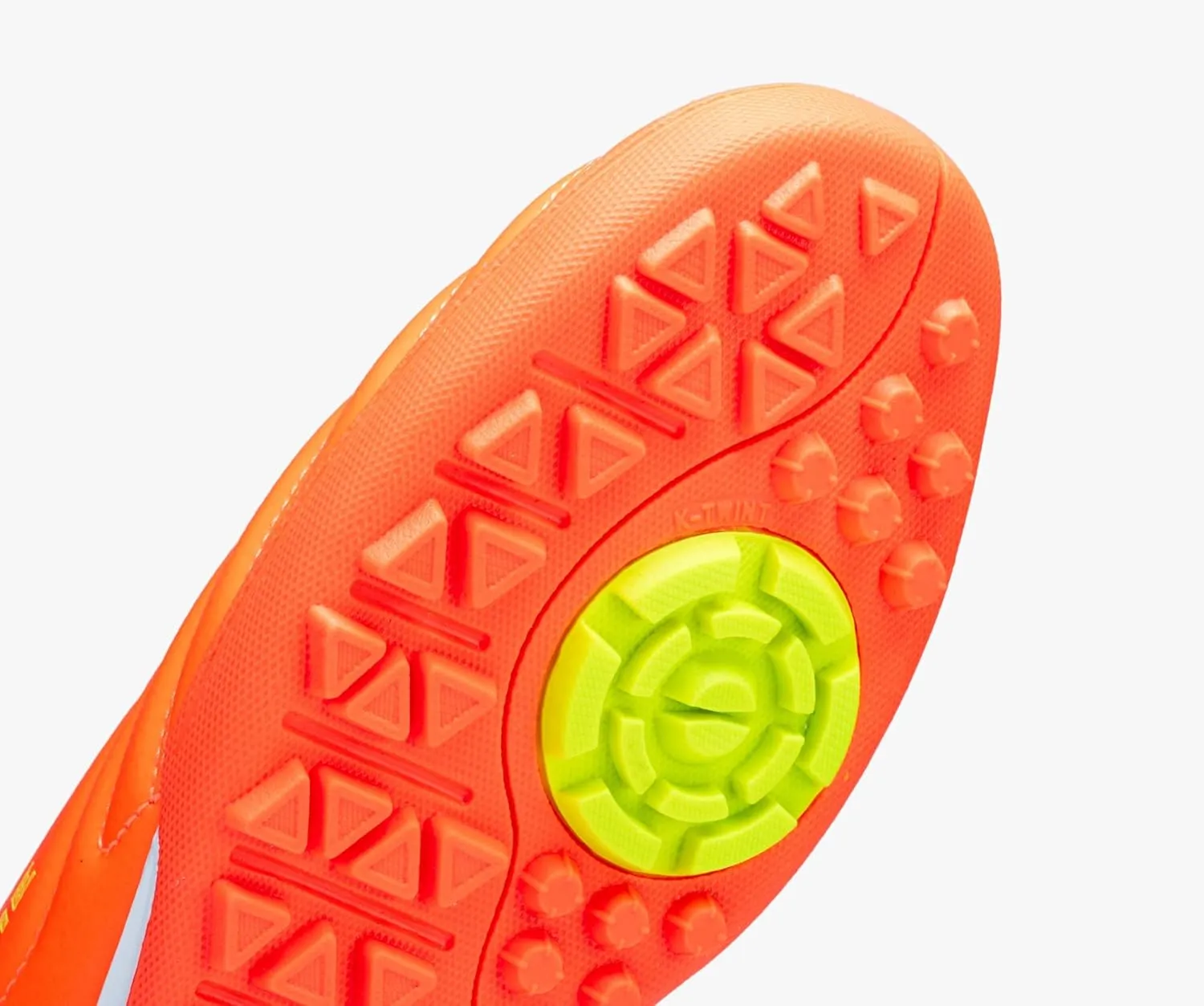 KELME Men Indoor Turf Soccer Shoe, Arch Support Soccer Cleats, Performance Futsal Sneaker