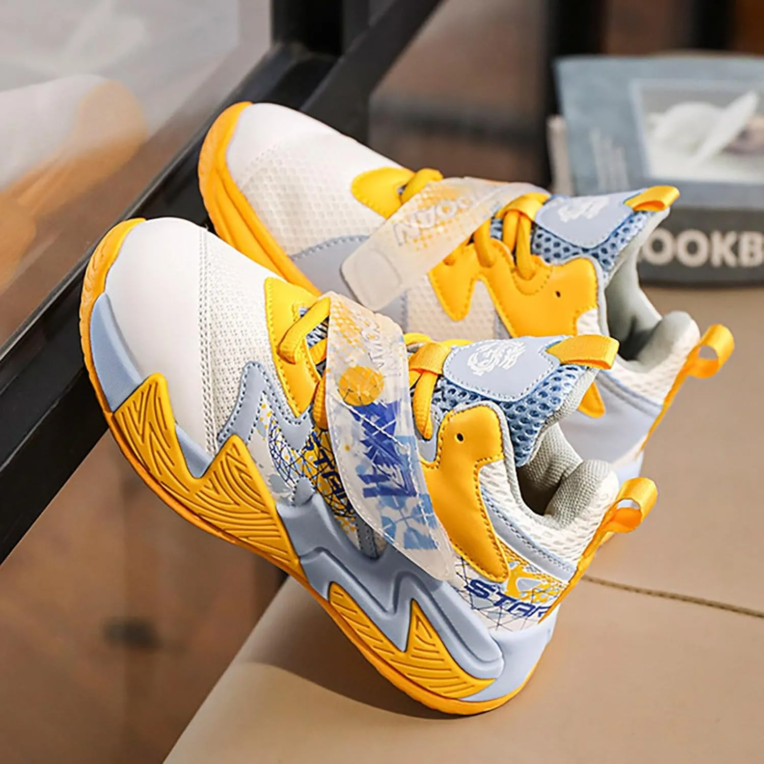 Kids Basketball Shoes Boys Girls Lightweight Breathable Sports Sneakers Outdoor School Trainers for Big Kids Youth
