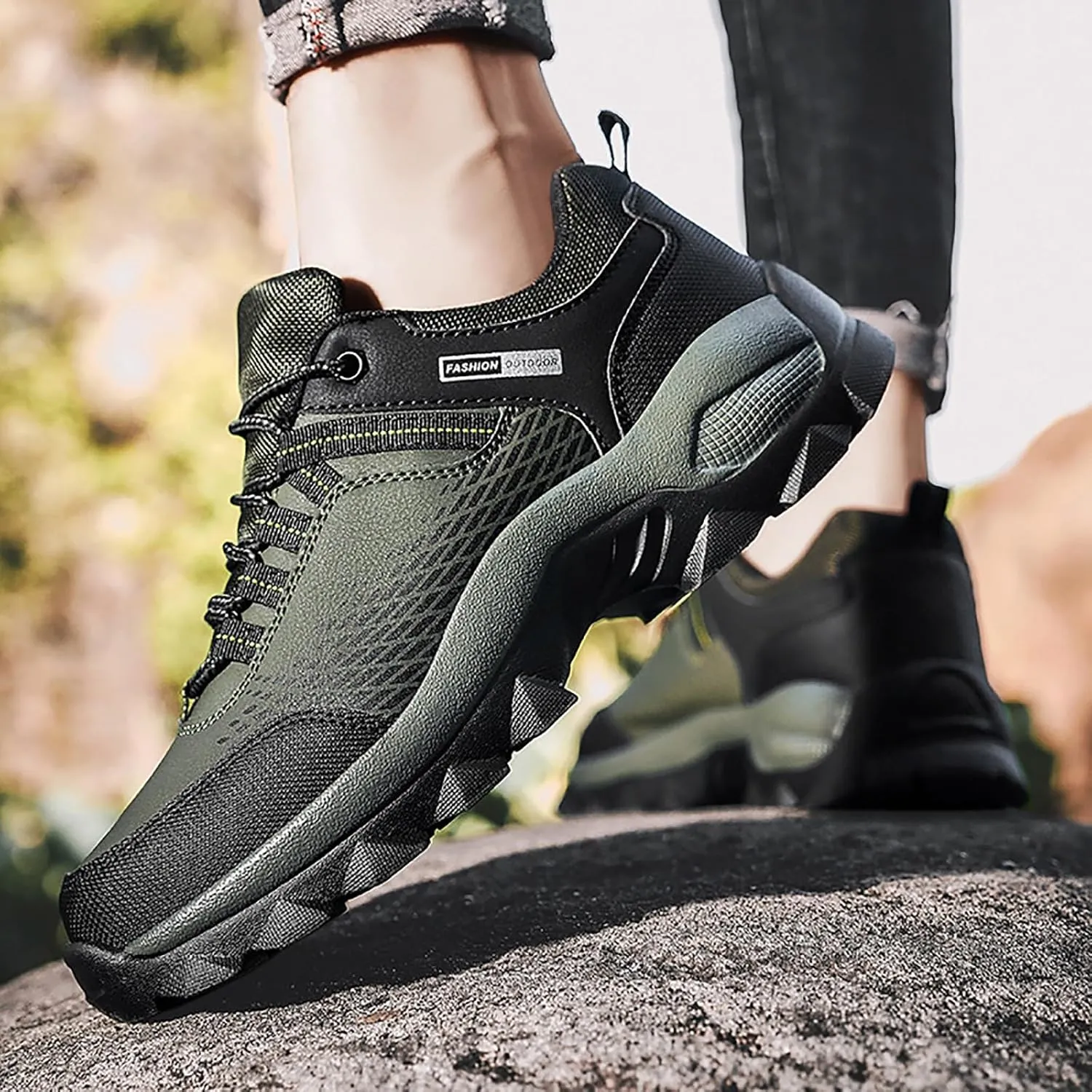 Men's Breathable Mesh Running Shoes Portable Non Slip Fitness Workout Shoe Memory Foam Versatile Shoes for Men