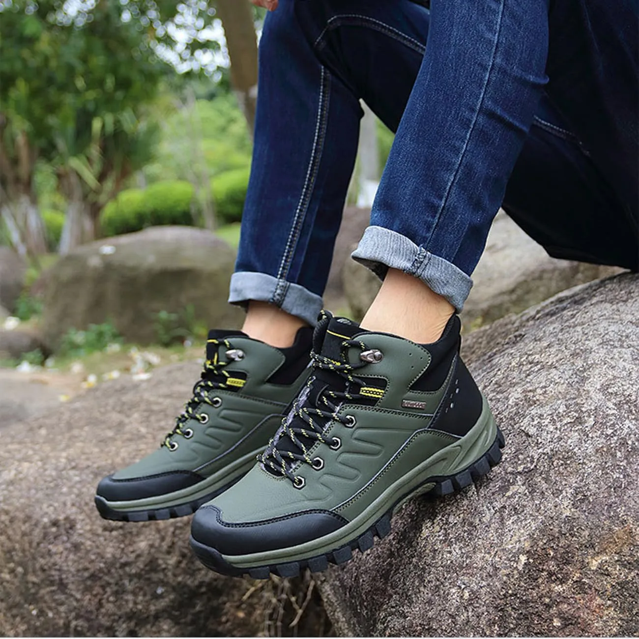 Men's Hiking Boots Outdoor Waterproof Non-Slip Work Boots Autumn Winter Trekking Snow Boots