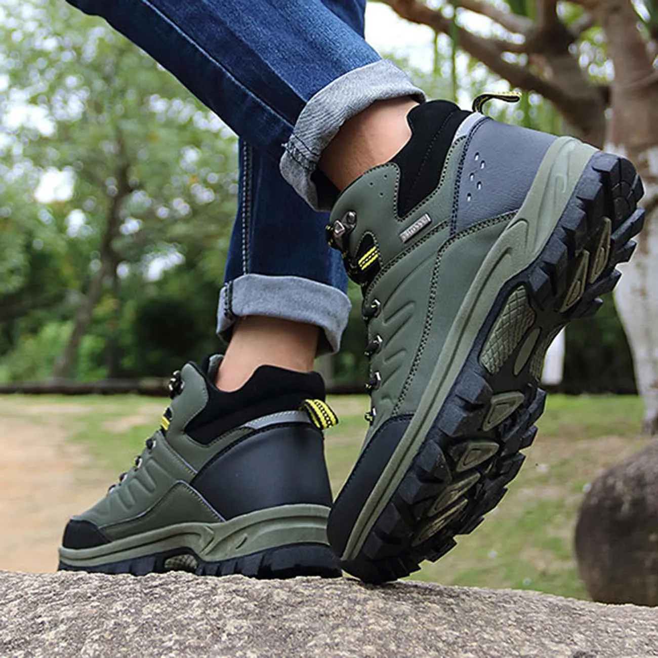 Men's Hiking Boots Outdoor Waterproof Non-Slip Work Boots Autumn Winter Trekking Snow Boots