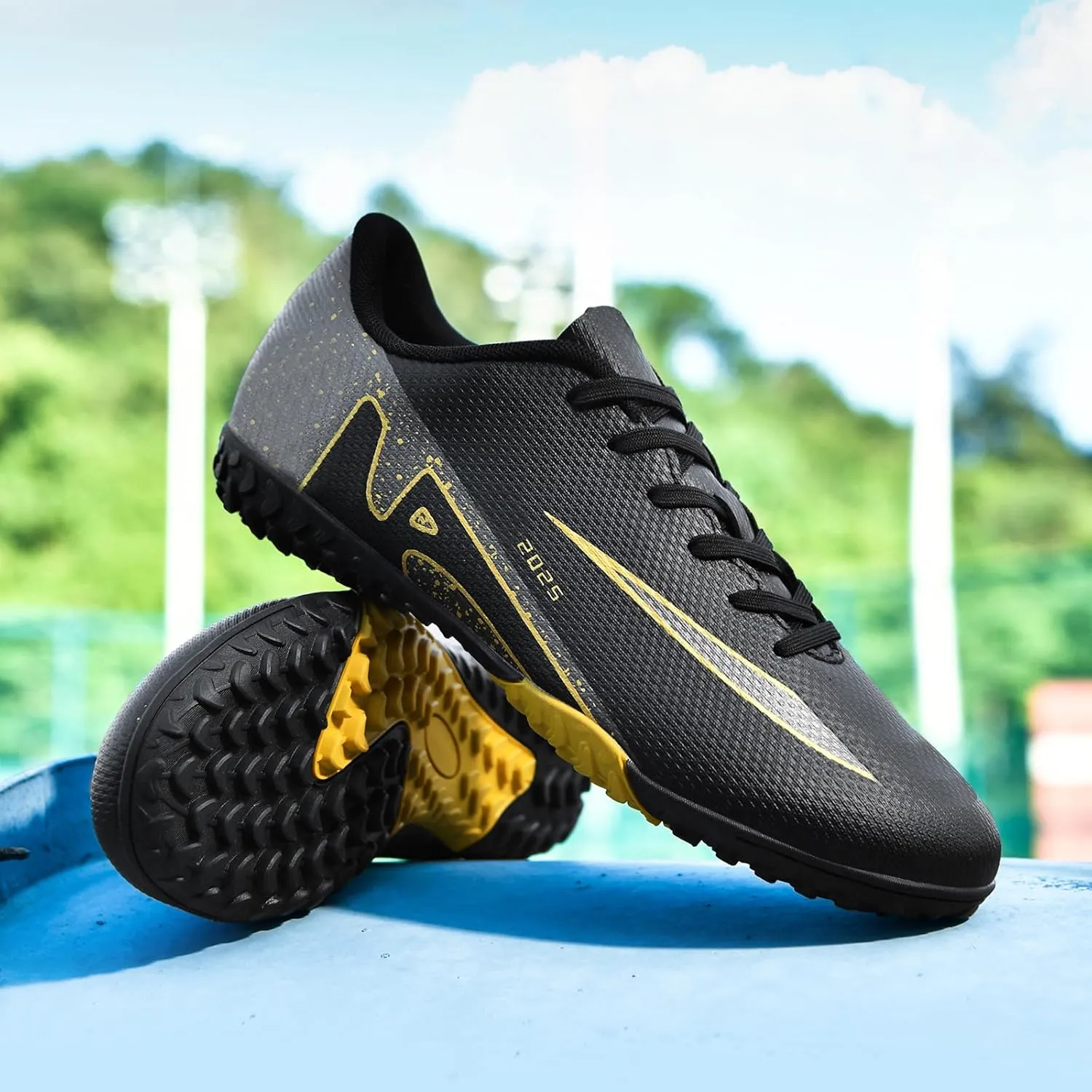 Mens Soccer Cleats Womens Indoor Soccer Shoes Wide Baseball Turf Shoes Adult Youth Rugby Shoes Big Boys Small Spikes AG TF Football Boots