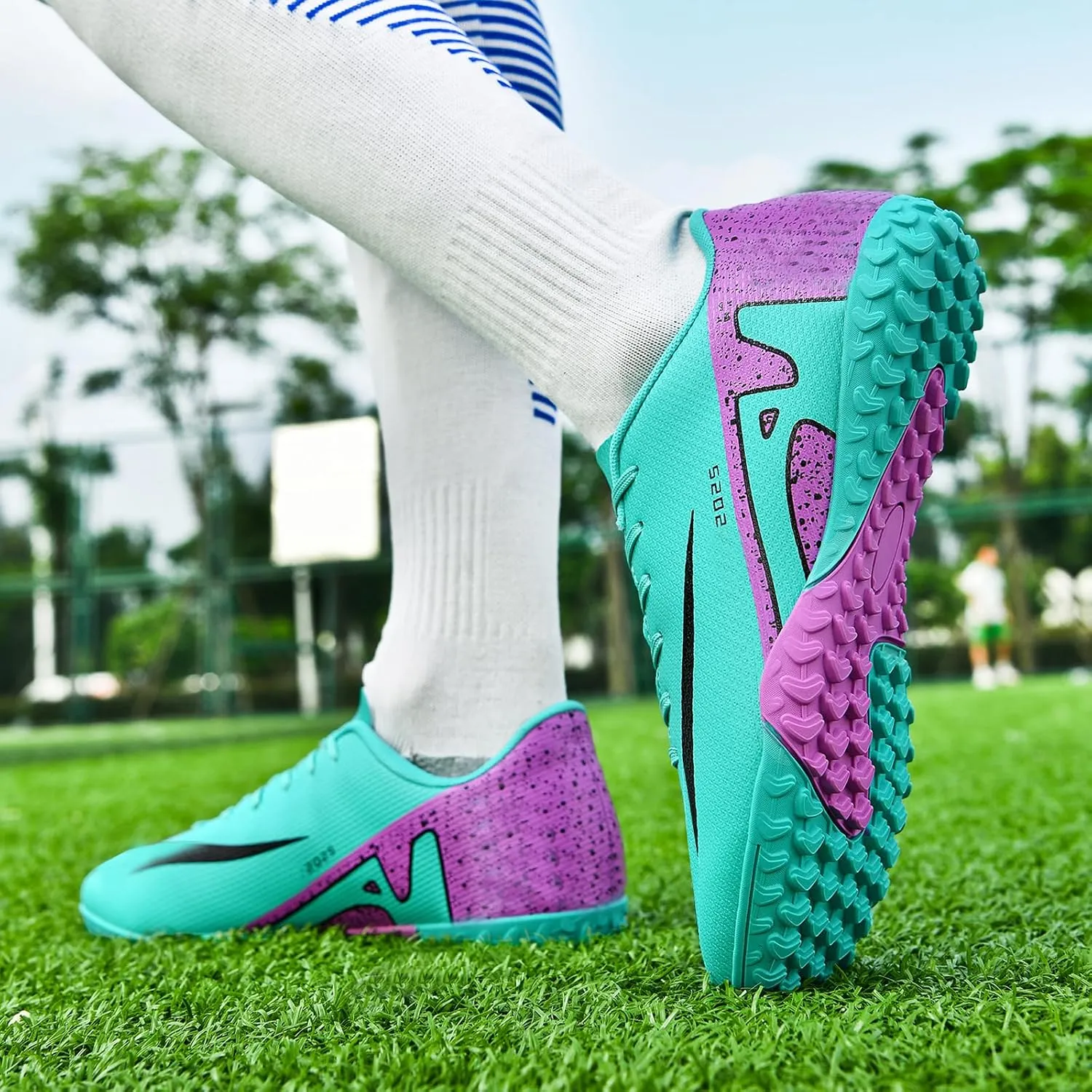 Mens Soccer Cleats Womens Indoor Soccer Shoes Wide Baseball Turf Shoes Adult Youth Rugby Shoes Big Boys Small Spikes AG TF Football Boots