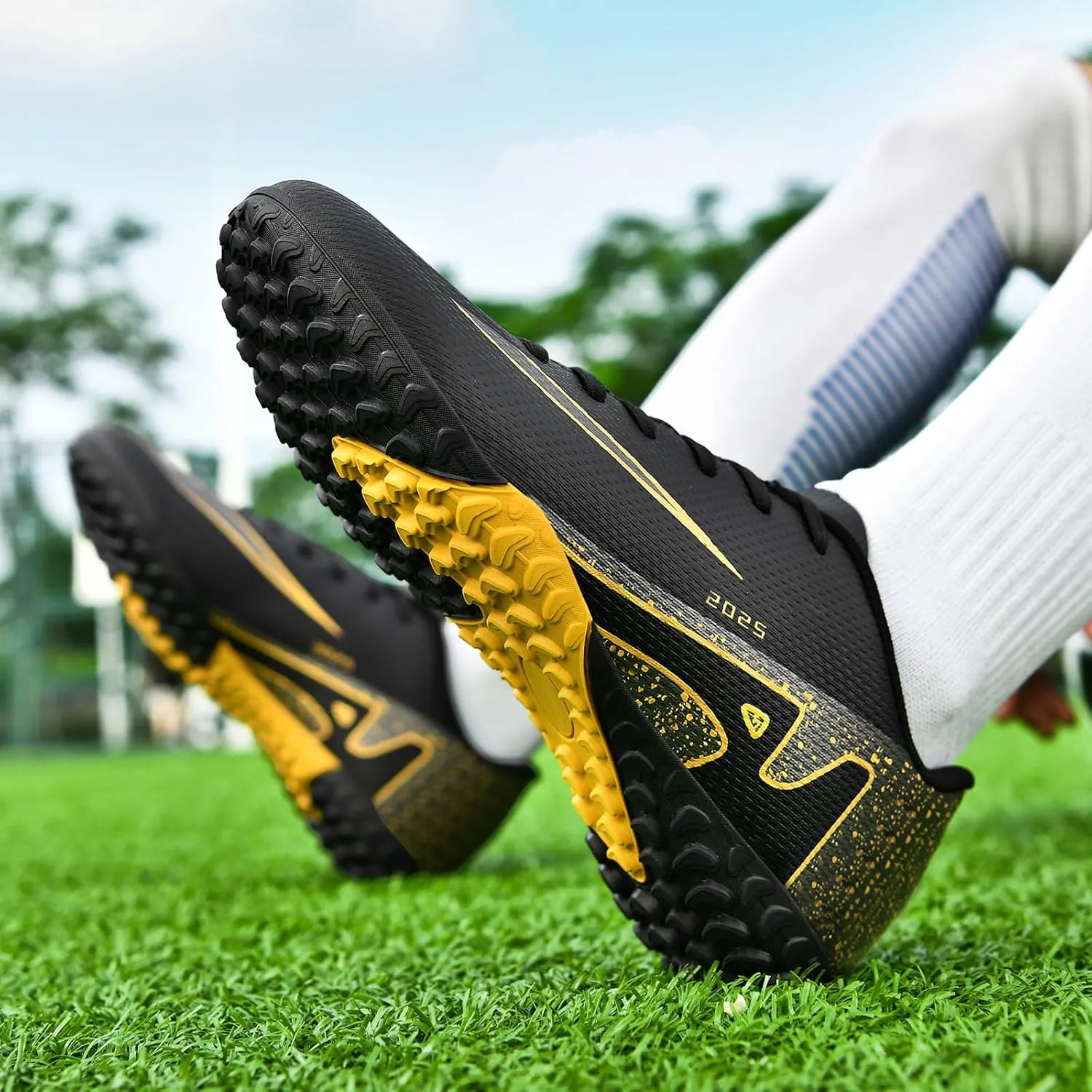 Mens Soccer Cleats Womens Indoor Soccer Shoes Wide Baseball Turf Shoes Adult Youth Rugby Shoes Big Boys Small Spikes AG TF Football Boots