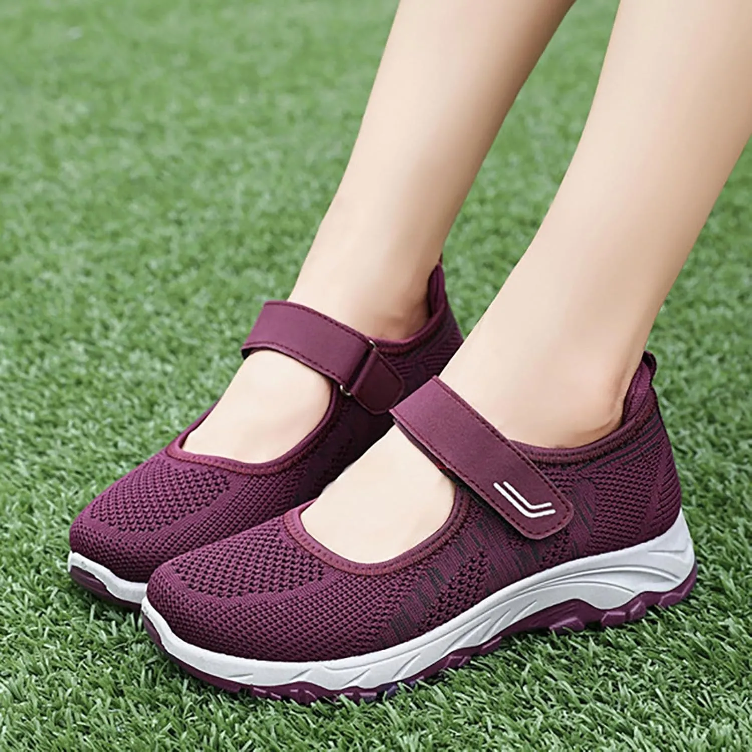 Running Shoes for Women Mens Slip On Sneakers Loafers for Women Comfort Fashion Casual Comfy Soft Christmas Tennis Shoes Round Toe Slip On Casual