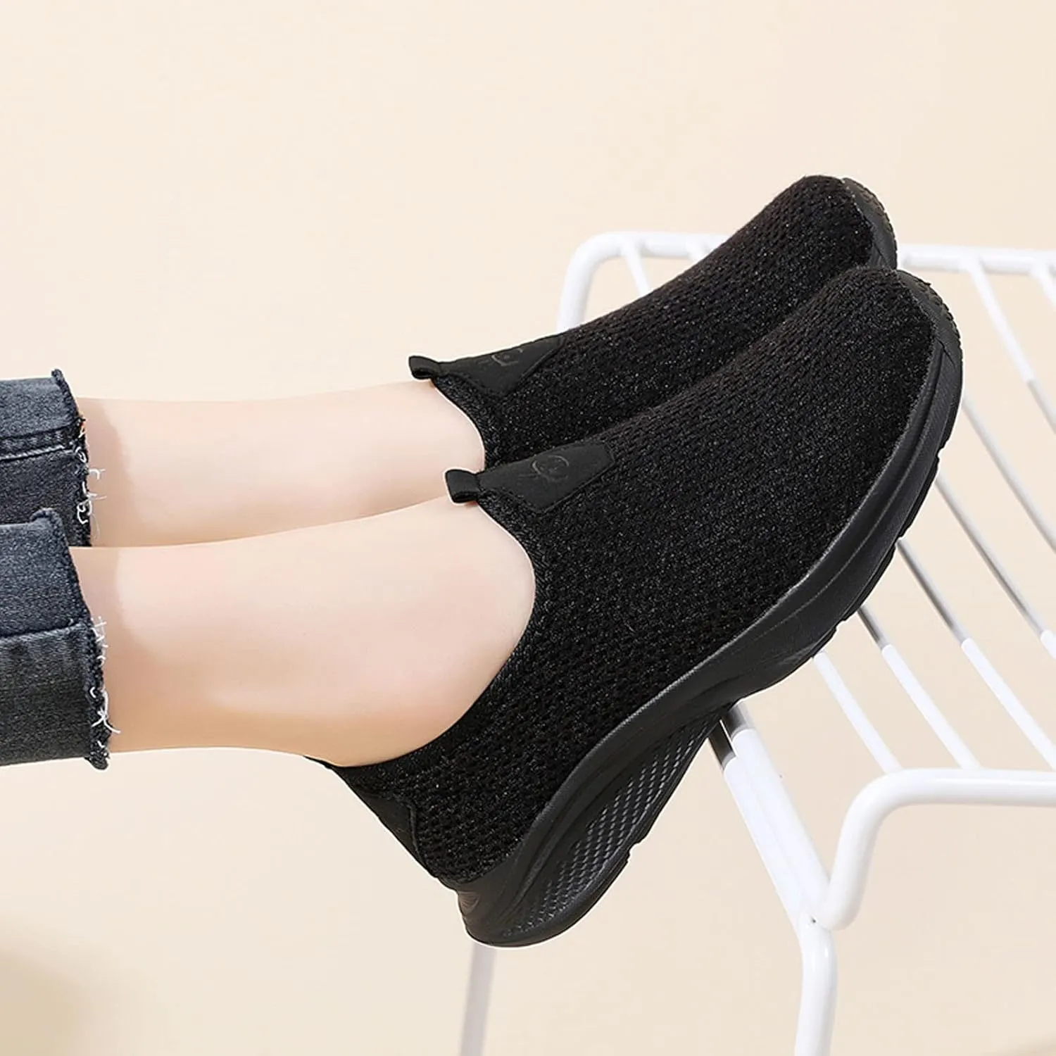 Running Shoes Womens Lightweight Sneakers for Women Womens Athletic Shoes Comfortable Dressy Slip on Mens Loafers Casual Slip On White Leather Sneakers for Women