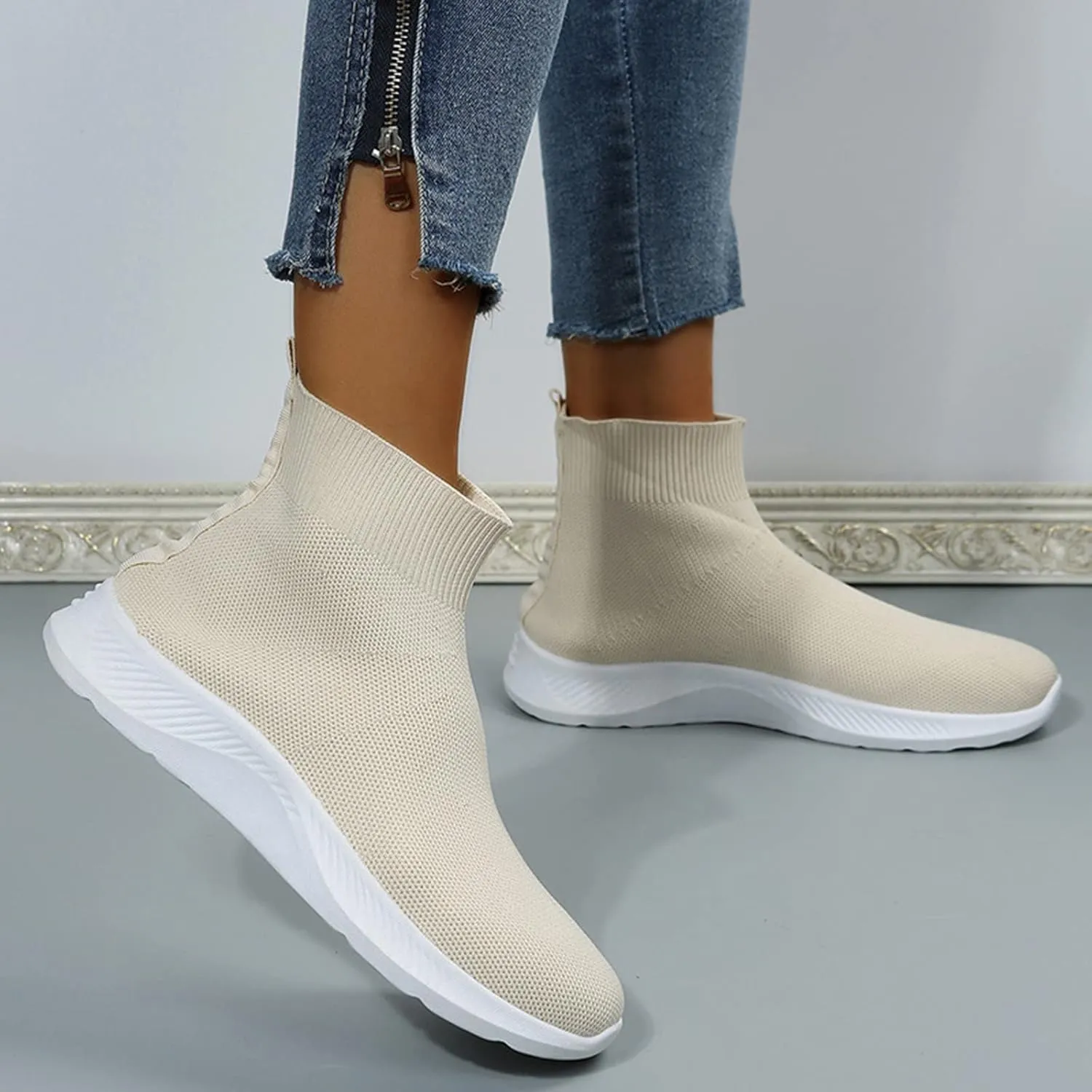 Womens Slip On Sneakers Casual Comfortable Walking Shoes Lightweight Canvas Flats Breathable Mesh Non Slip Loafers